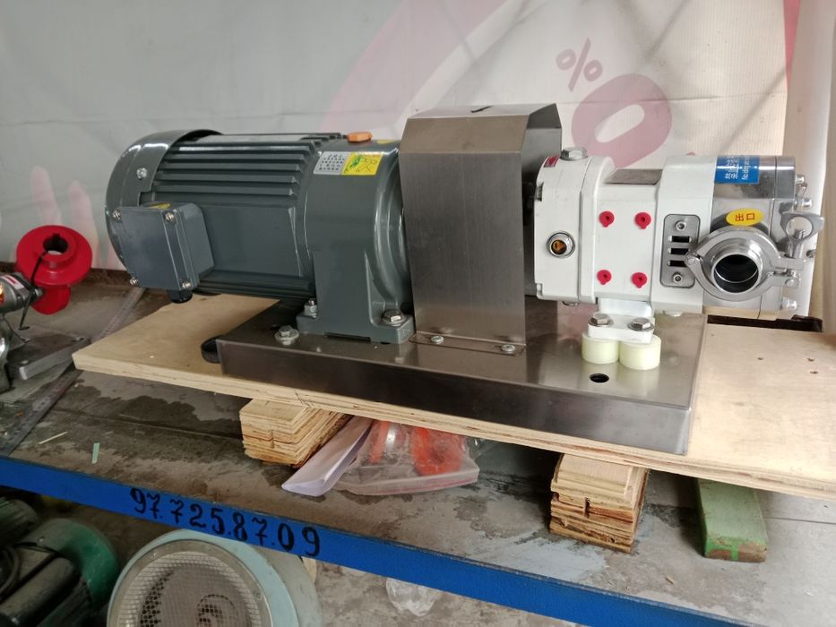 Насос нержавейка густой масса