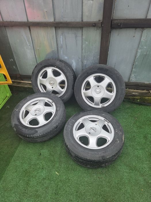 Vand sau schimb jante 5x110 r15 opel