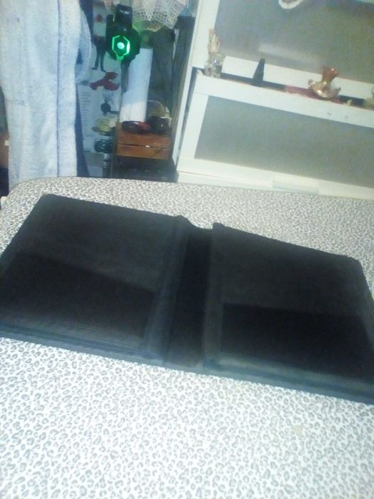 Mapa din piele naturala de calitate superioara.