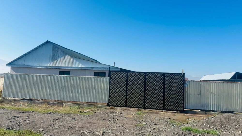 Дом кирпичный Жанакурылыс