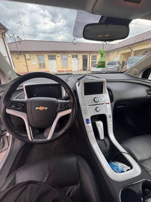Chevrolet VOLT  плахин хибрид