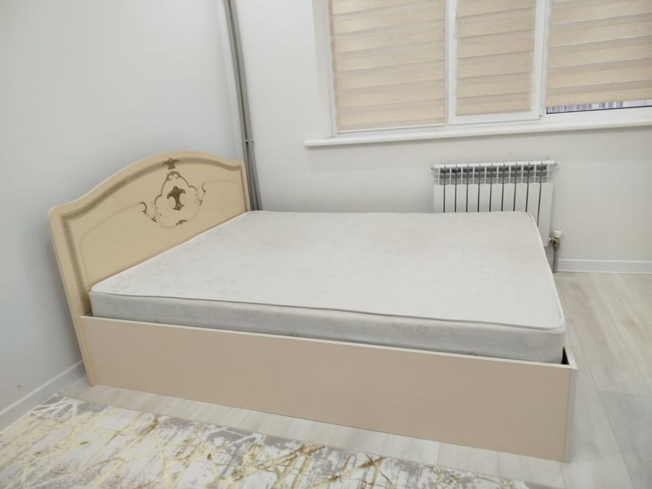 Кровать двуспальная!