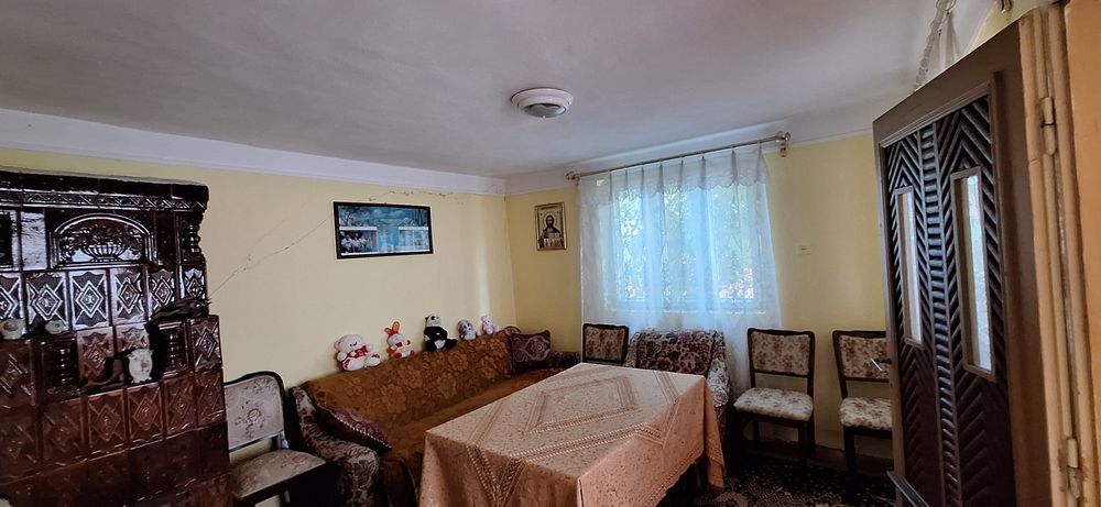 Casă de vanzare la Raciu