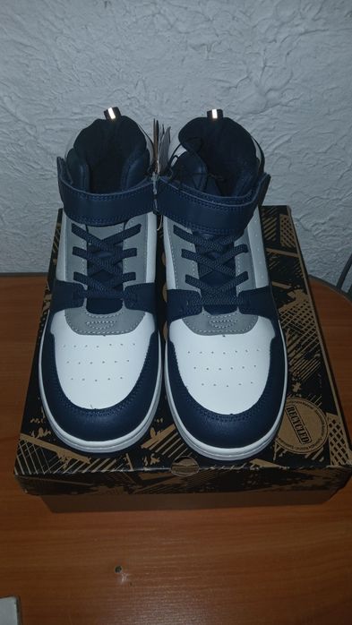 Осенние ботинки на мальчика 39