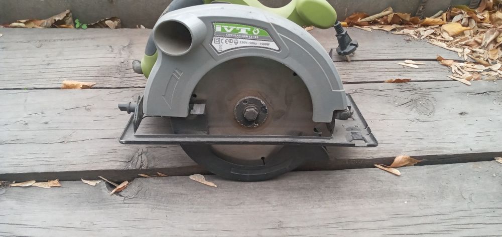 Продам дисковую пилу