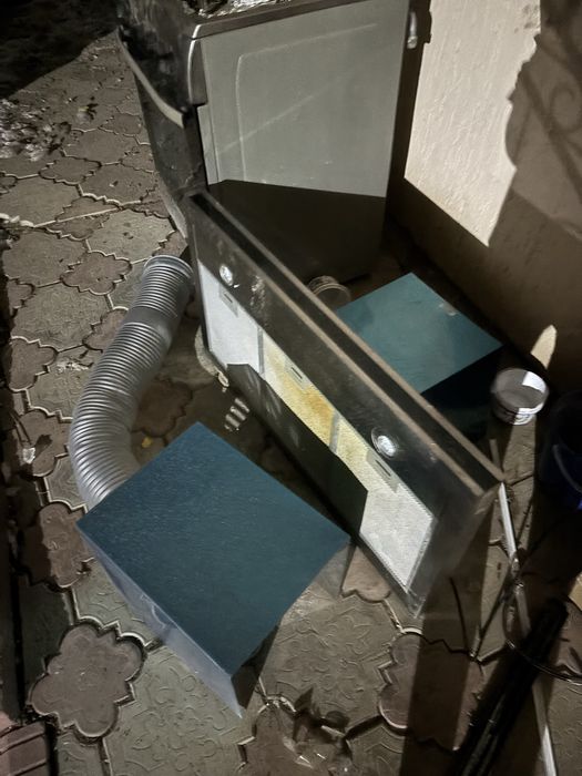 Кухонная вытяжка