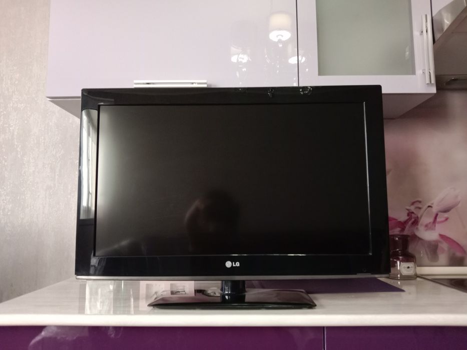 телевизор LG(Корея)
