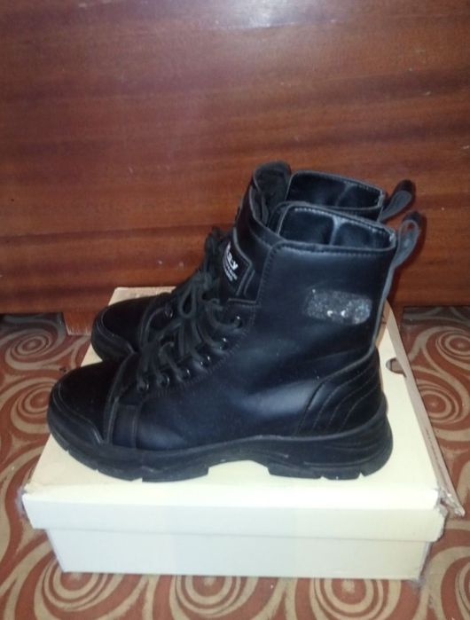 Ботинки унисекс осень весна