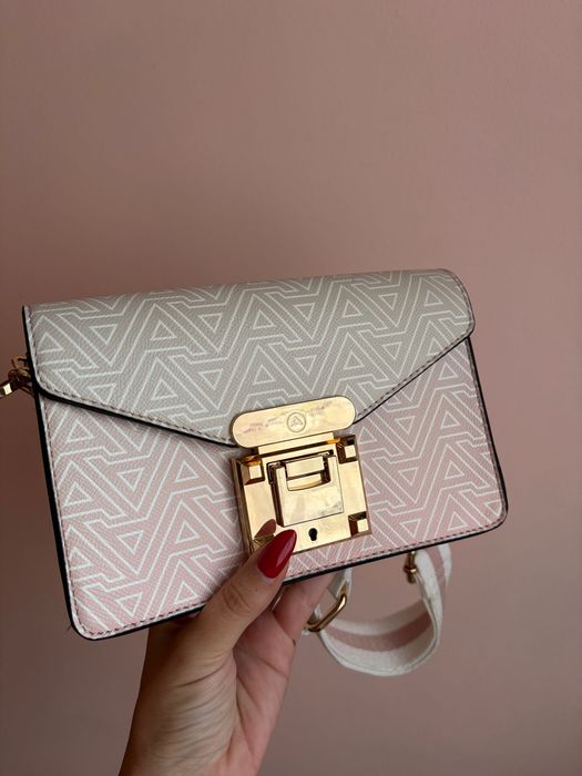 Чанта на марката Aldo