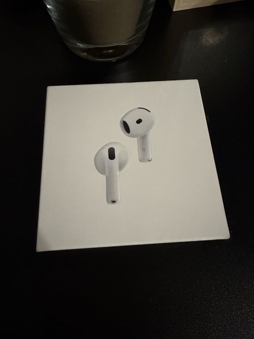 Airdpods 4 with active noice cancelation — noi— sigilate