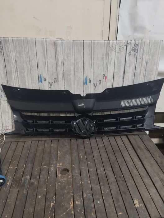 Предна решетка за vw T5