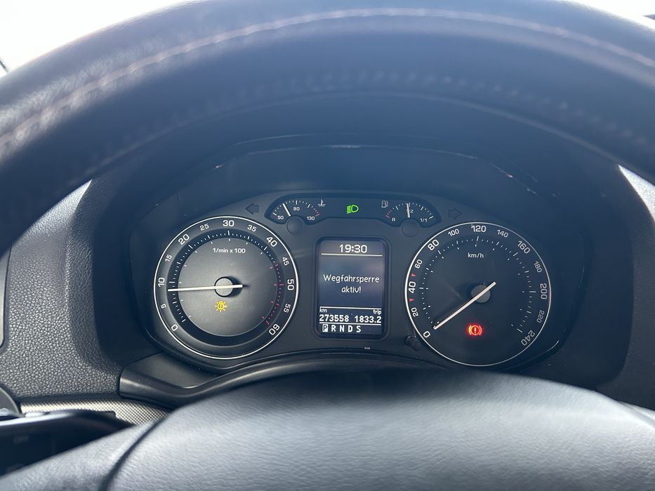 Vând skoda octavia 2