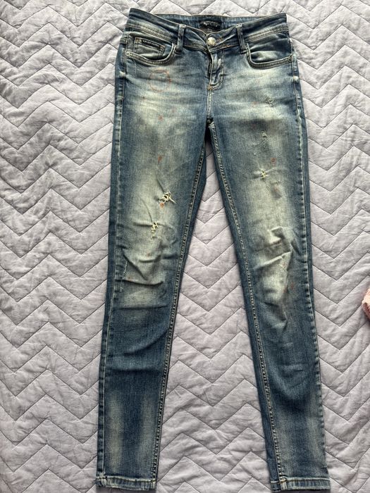 Модерни дамски дънки с накъсани елементи S, Slim fit