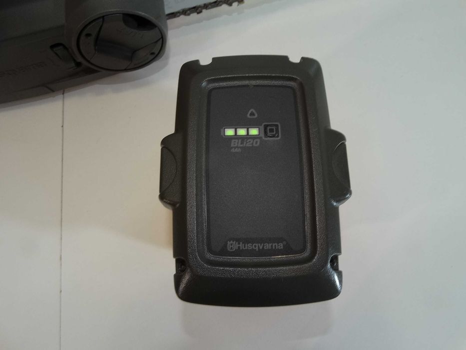 Husqvarna 120i + BLI 20 - Акумулаторна резачка