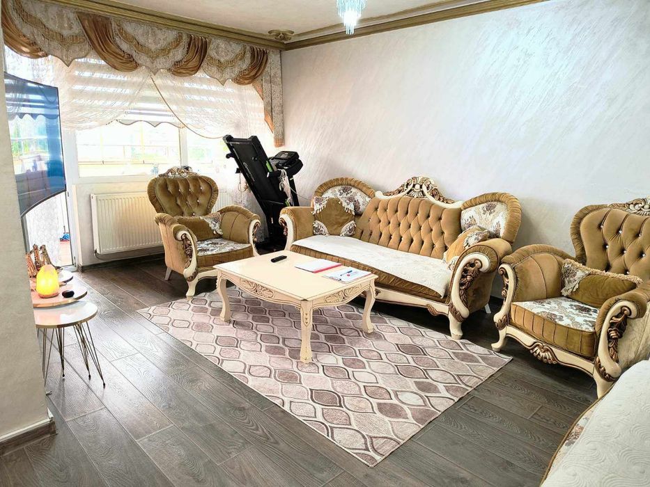 Продава се Четиристаен апартамент в Разград, Васил Левски - 100 кв.м за 1600 €/кв.м - Снимка #5