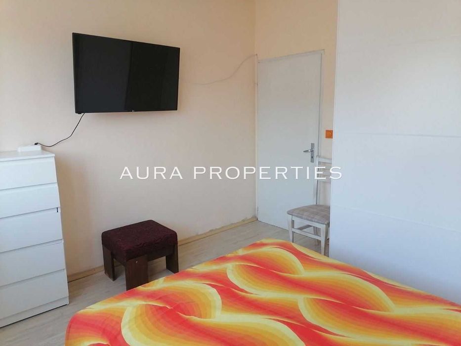 Продава се Тристаен апартамент в Разград, Житница - 93 кв.м за 922 €/кв.м - Снимка #4