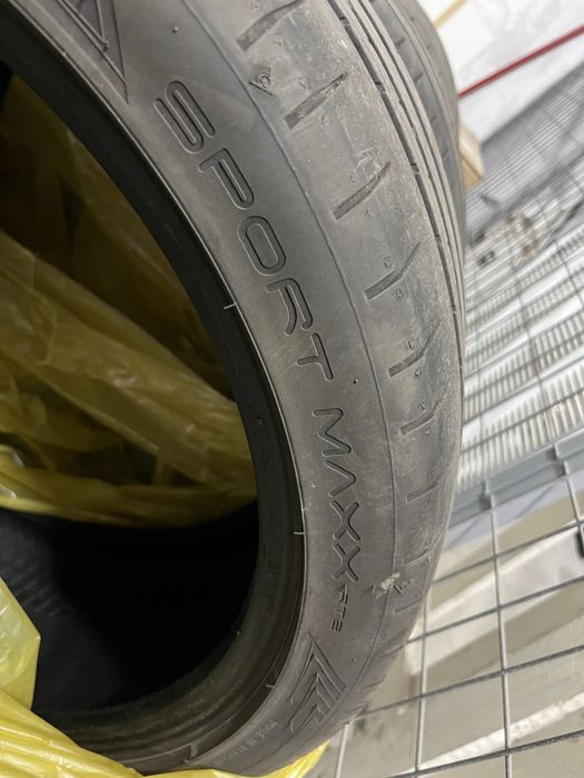 Anvelope vara Dunlop Sport Maxx 225/40/18