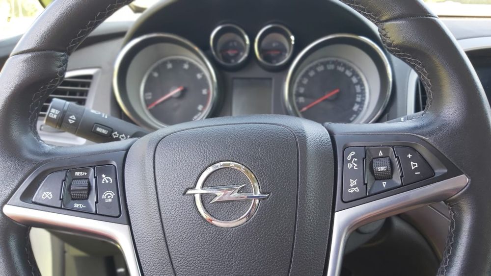 Opel Astra Sports Tourer