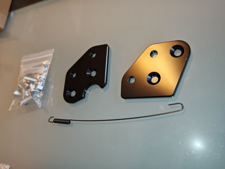 Scărițe metalice + Kit coborâre Suzuki V-Strom DL650 /1000