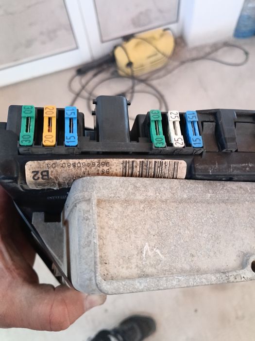 Пежо 206 компютър