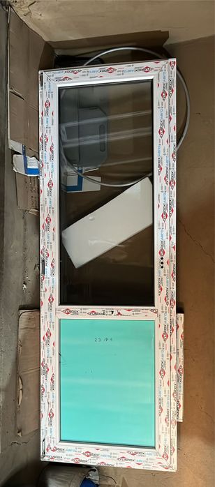продам окно с дверью пластиковый