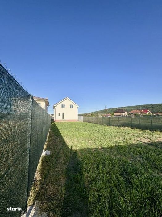 Casa individuala 5 camere, teren 500mp, zona Gilau