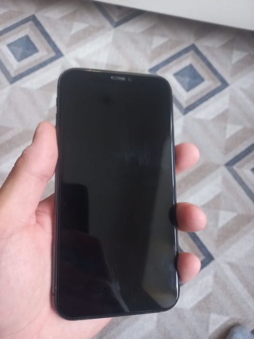 iPhone 11  128 срочно