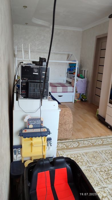 1 ком гостинка в 19 мкр