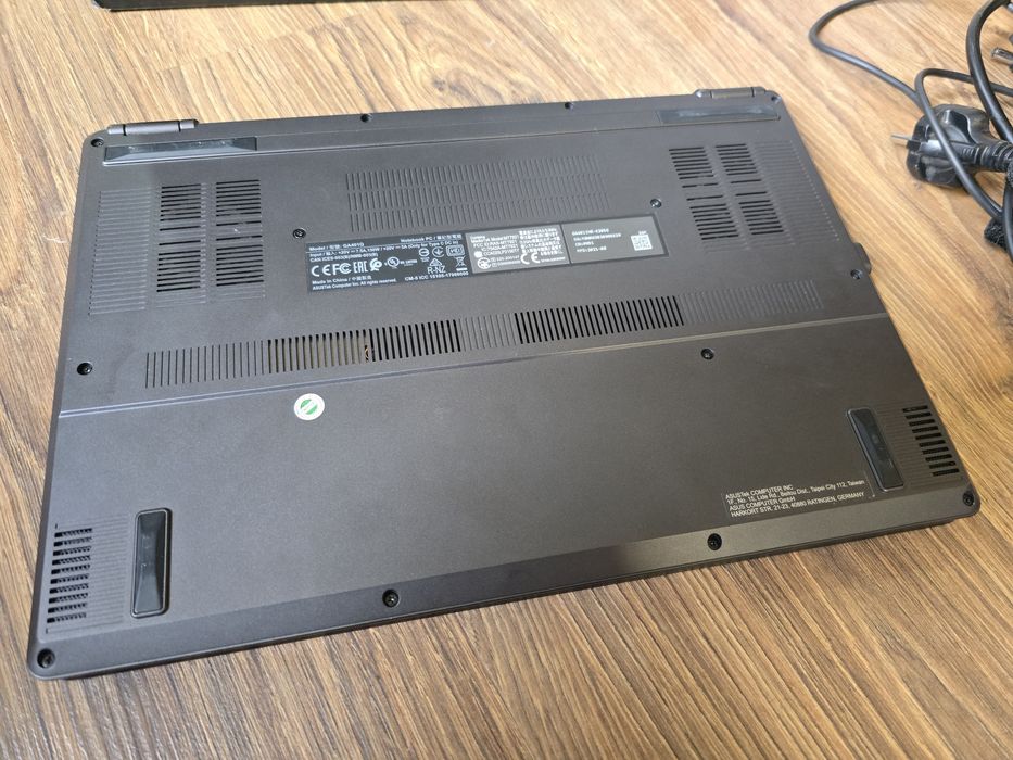 Laptop Gaming ASUS ROG Zephyrus G14 GA401 - Ryzen 7 4800HS / GTX 1650