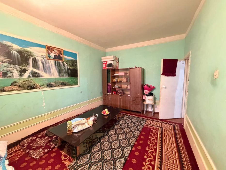 5-mkr 3 xonali 86 m2 1-qavat sotiladi