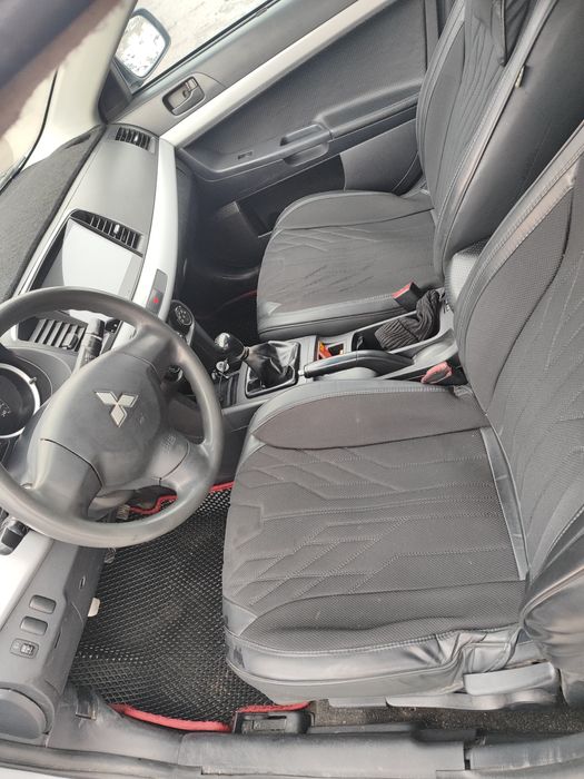 Митсубиси лансер 10