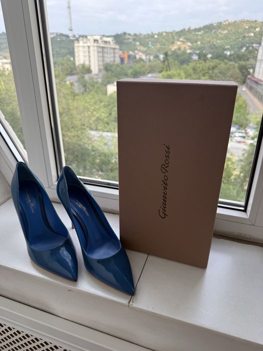Туфли Gianvito Rossi синие новые
