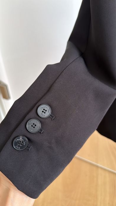 CD дамско сако