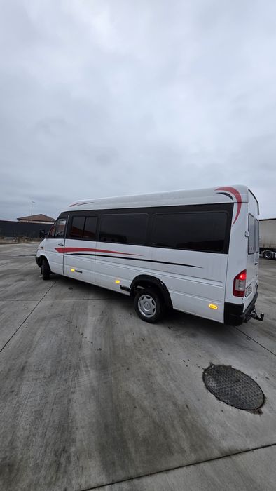 Mercedes Sprinter 16+1
