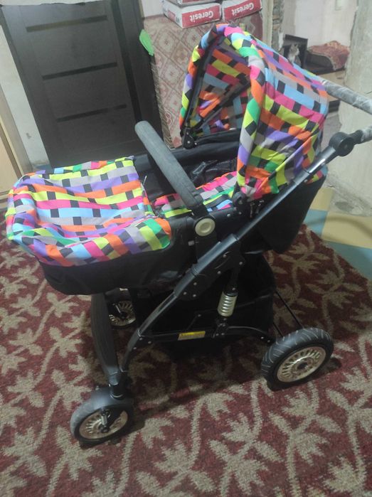 Продам коляску в хорошем состоянии