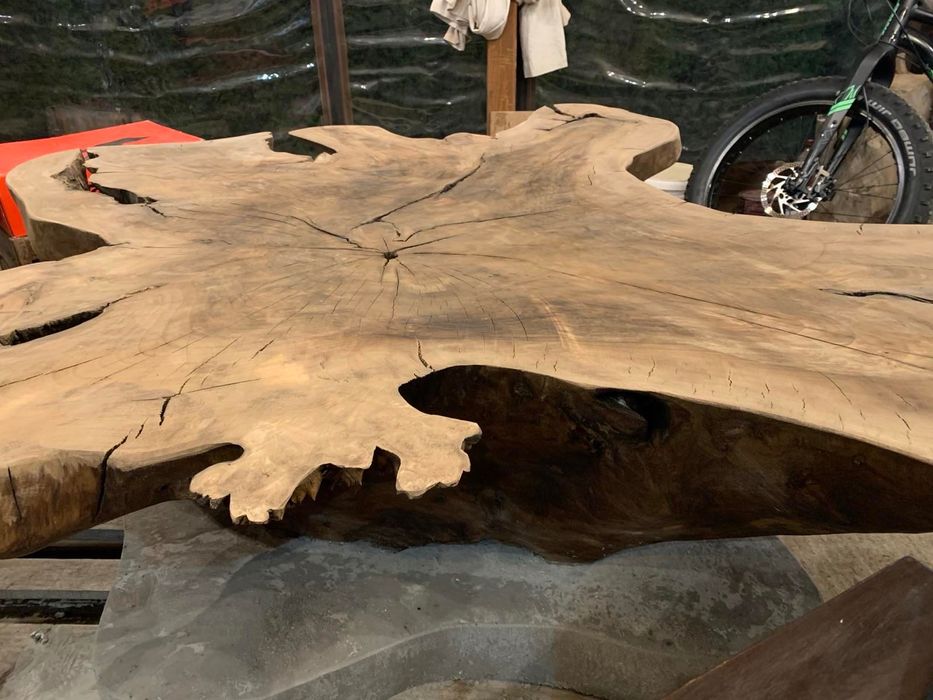 Маса от орех, бар плотове