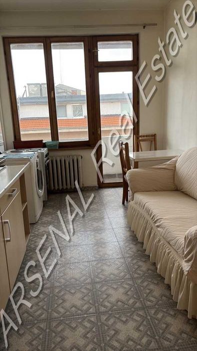 Дава се под наем Двустаен апартамент в София, Център - 75 кв.м за 500 € - Снимка #2