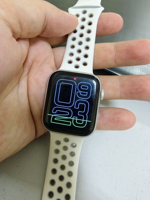 Apple watch SE 44 mm 2 gen
