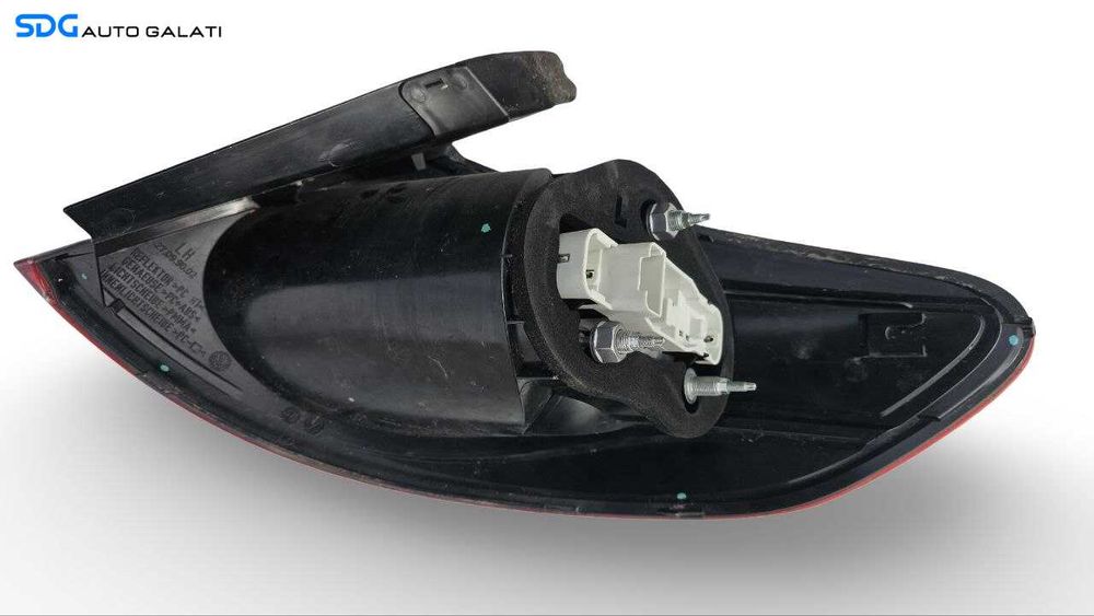 Lampa Stop Tripla Stanga de pe Aripa Caroserie Volkswagen Passat CC 2008 - 2012 Cod 3C8945095D [A0509]