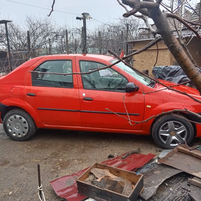 Vând logan 2008 in stare perfecta de functionare