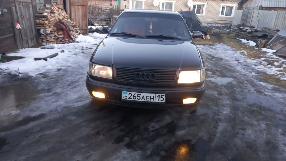 Продам ауди 100 с4