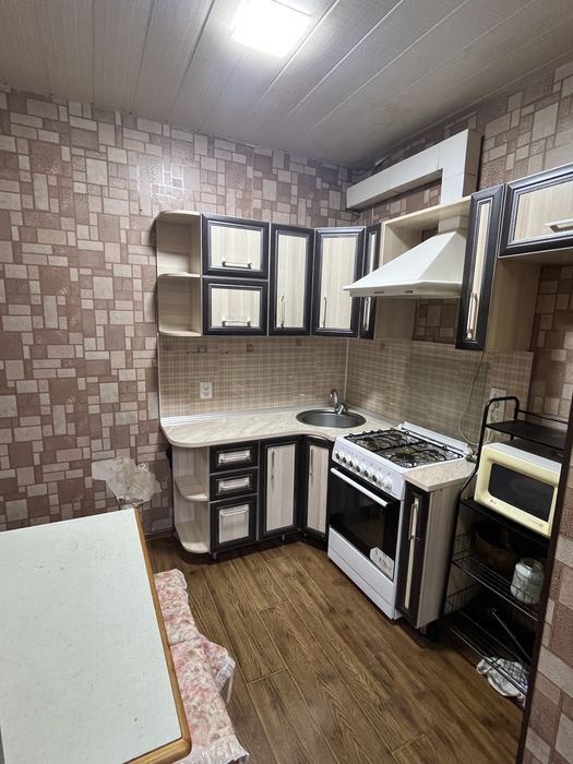 Chilonzor metro yaqinda sherikchlka kvartera bor bollarga