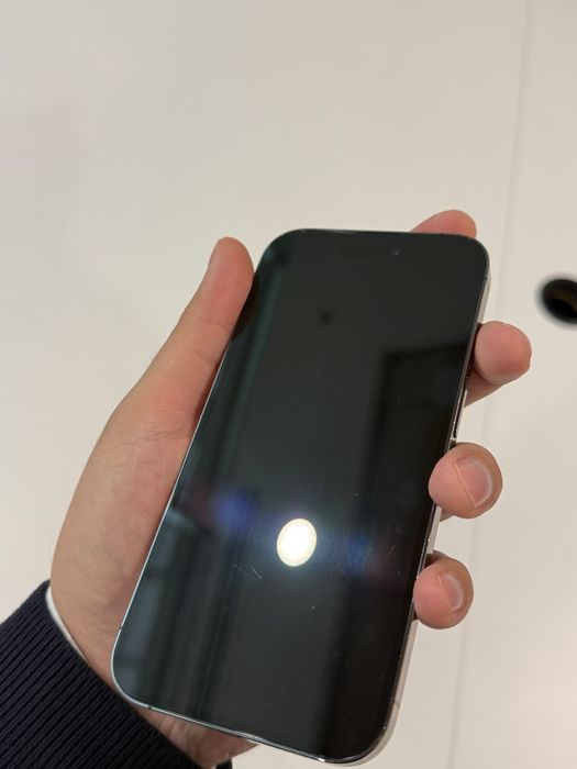 Продам Iphone 14 pro