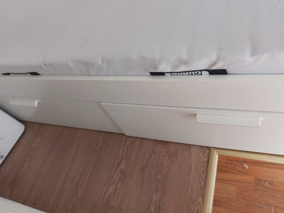 Pat Ikea Brimnes