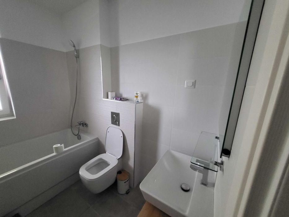 Decebal Residence - 3 camere mobilate complet cu loc parcare