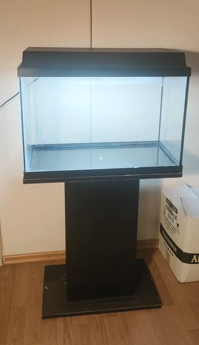 Acvariu Juwel cu stand