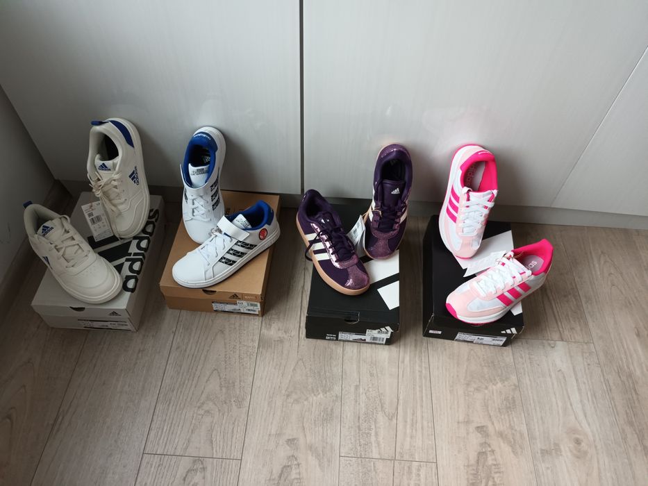 Нови маратонки на Adidas размер 38(5)