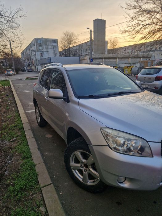 Vand toyota rav 4 2006  motor 2000 benzina  +++gpl  omologat