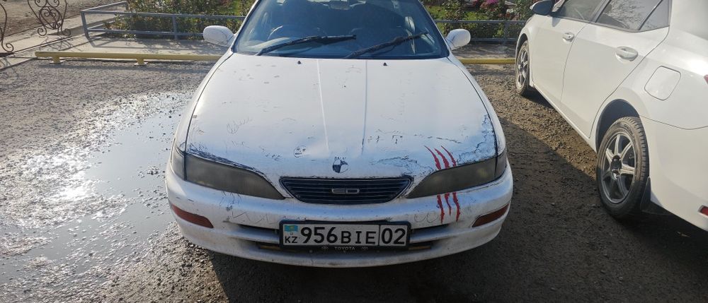 Продам авто Тойота карина ед