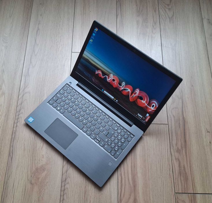 15.6' IPS Lenovo V330 Intel Core i7-8550U/12GB DDR4/256GB SSD/Бат. 5ч.